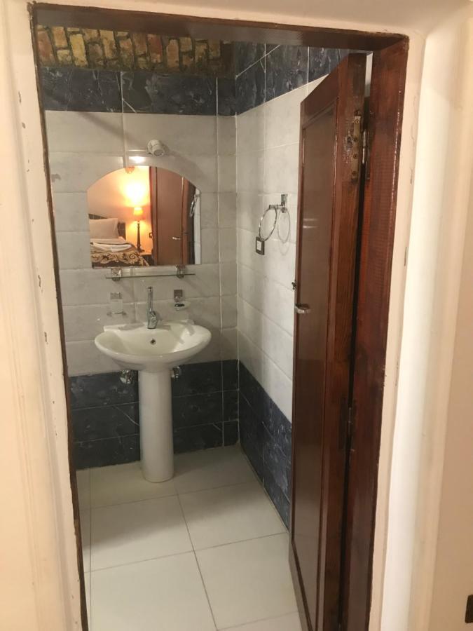 The Brown House Apartment Луксор Екстериор снимка