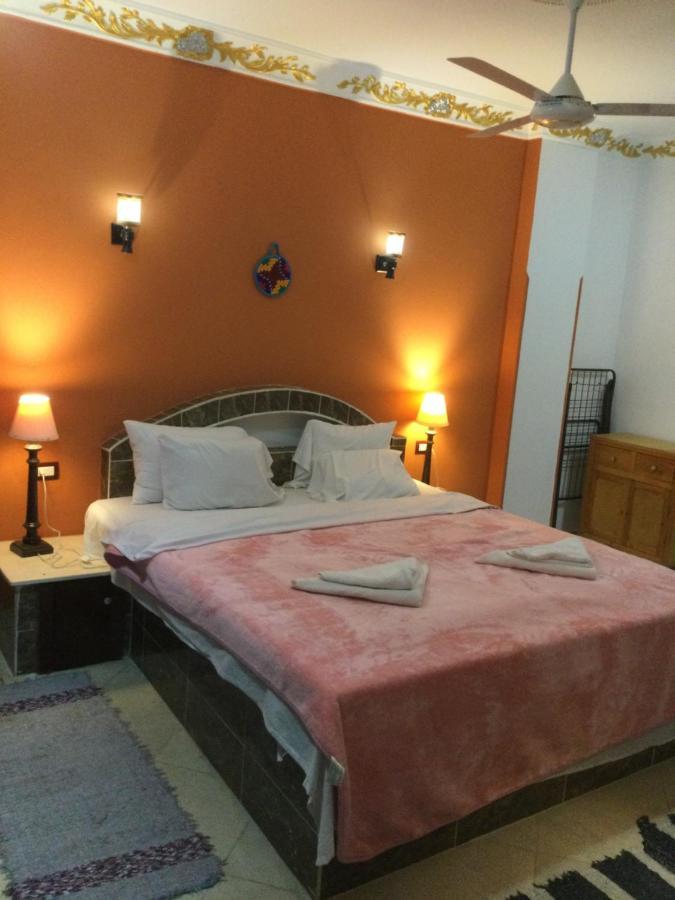 The Brown House Apartment Луксор Екстериор снимка