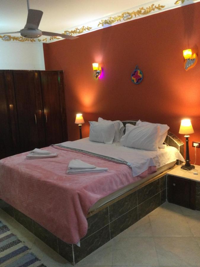 The Brown House Apartment Луксор Екстериор снимка