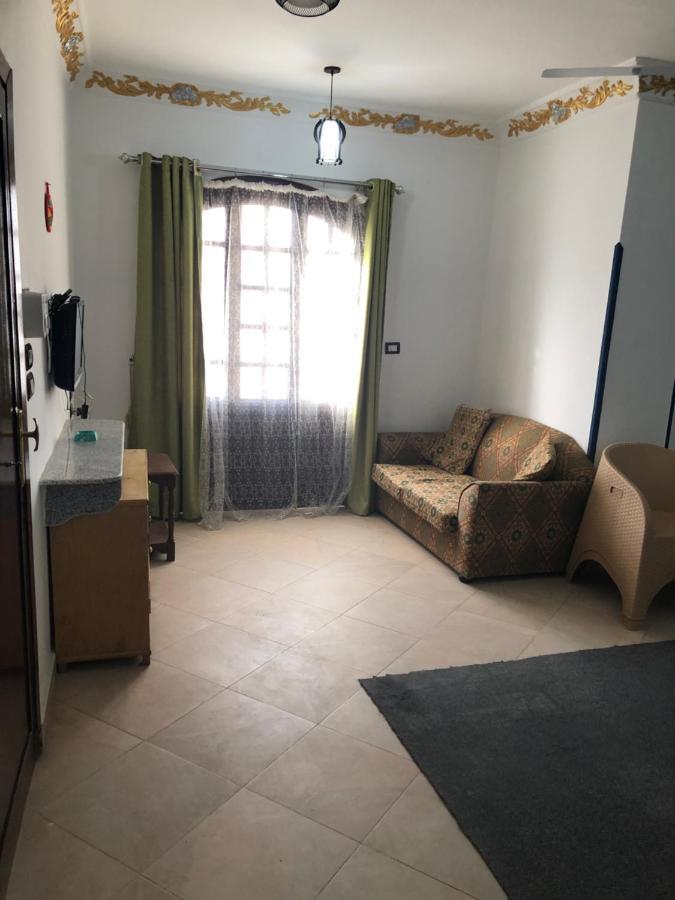 The Brown House Apartment Луксор Екстериор снимка
